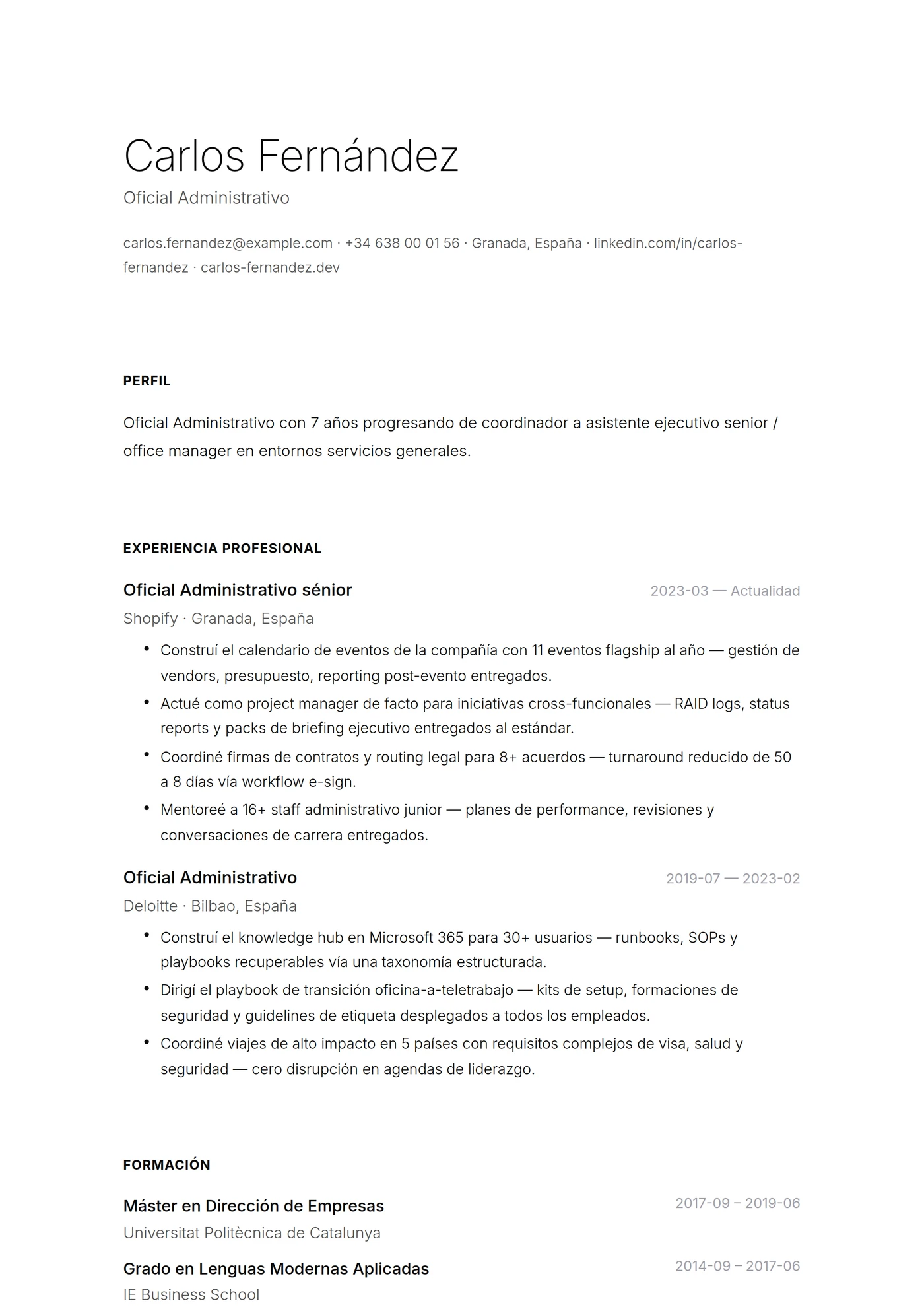 Minimal Blanco Papel — Plantillas de CV