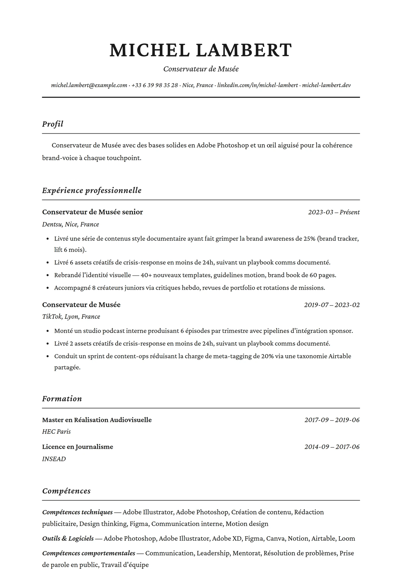 Classique En-tête — Modèles de CV